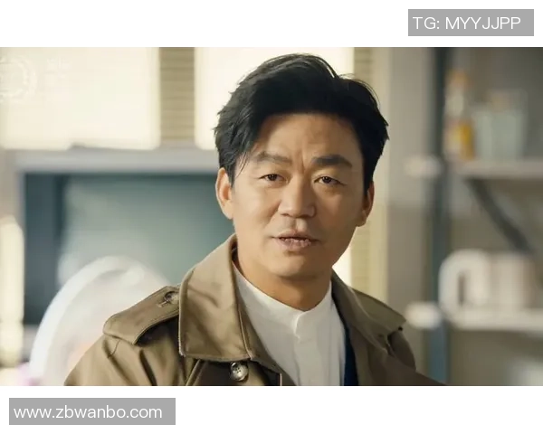 广州足球队逆袭之路:从低谷到巅峰的奋斗与荣耀纪实 广州足球队逆袭之路:从低谷到巅峰的奋斗与荣耀纪实